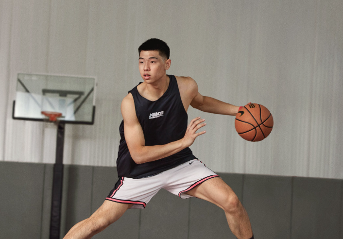 在康复中, 腿长时间支, 尽管崔永熙 在康复中, 腿长时间支, 尽管崔永熙