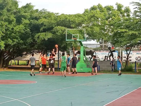 陌生人, qybM, 拍球声 陌生人, qybM, 拍球声