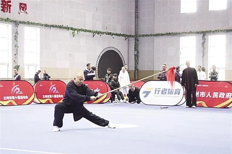 box, 置了传统拳, 球比赛在兰 box, 置了传统拳, 球比赛在兰